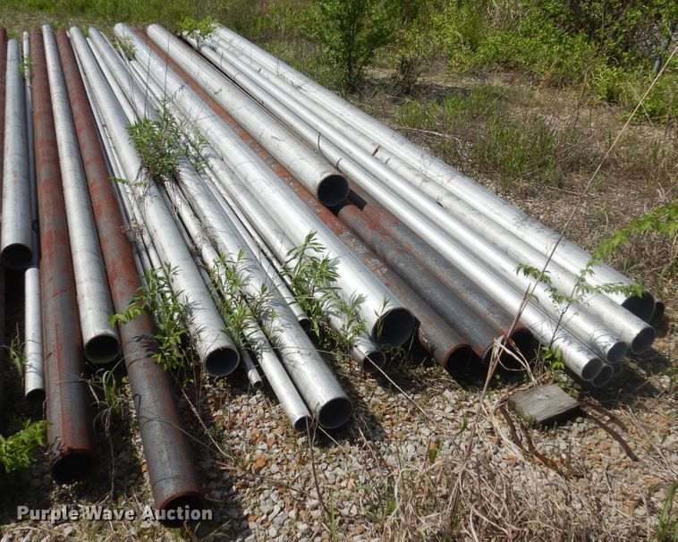 image for item HA9083 (2) pipe racks with pipe