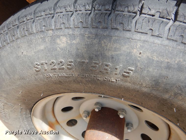 image for item HA9093 2013 WW enclosed cargo trailer