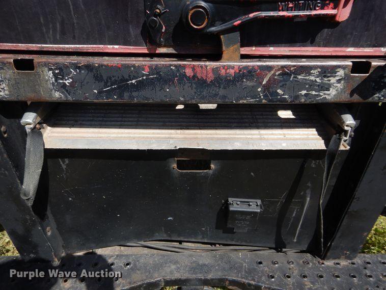 image for item HA9096 2004 GMC C7500 box truck