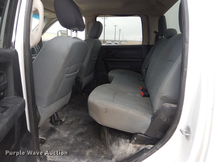 image for item HC9014 2013 Dodge Ram 5500HD Crew Cab truck cab and chassis