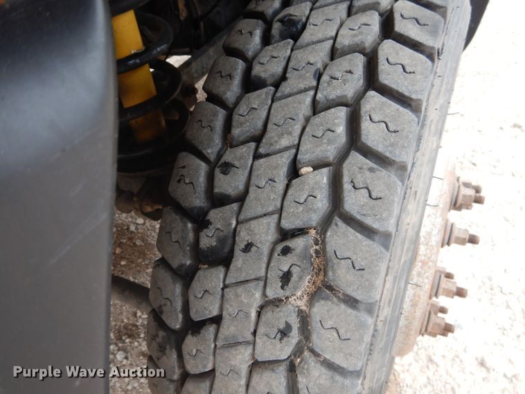 image for item HC9014 2013 Dodge Ram 5500HD Crew Cab truck cab and chassis