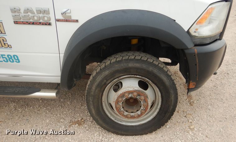 image for item HC9014 2013 Dodge Ram 5500HD Crew Cab truck cab and chassis