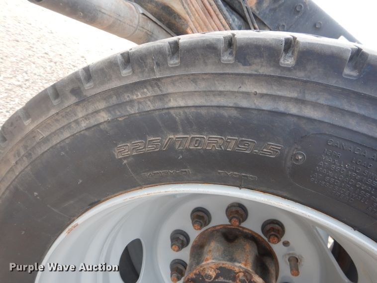 image for item HC9014 2013 Dodge Ram 5500HD Crew Cab truck cab and chassis