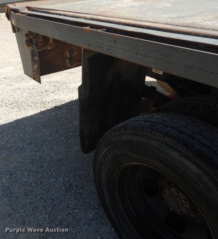 image for item HC9016 2010 Dodge Ram 3500  Crew Cab flatbed pickup truck