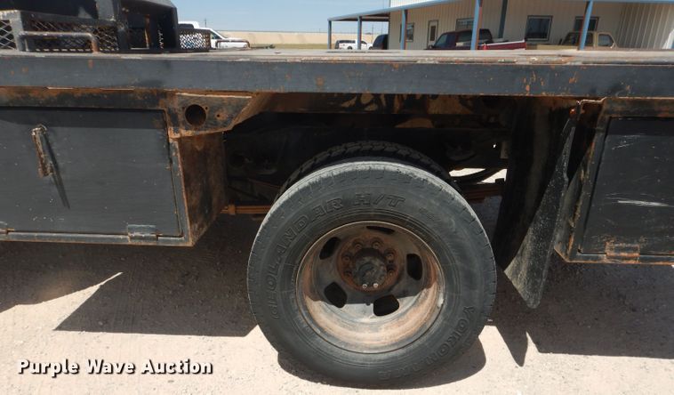 image for item HC9016 2010 Dodge Ram 3500  Crew Cab flatbed pickup truck