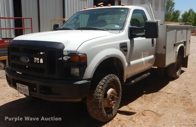 image for item HC9018 2008 Ford F350 Super Duty  utility bed pickup truck