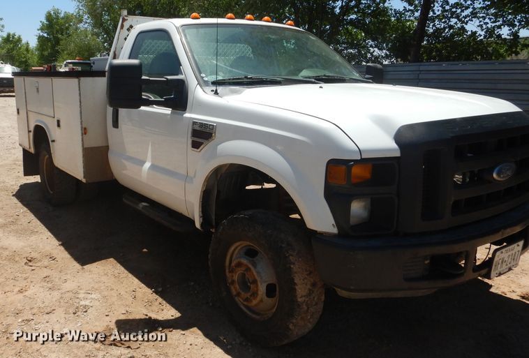 image for item HC9018 2008 Ford F350 Super Duty  utility bed pickup truck