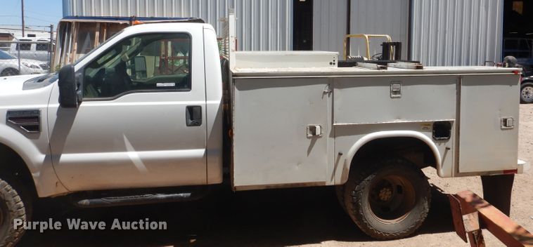 image for item HC9018 2008 Ford F350 Super Duty  utility bed pickup truck