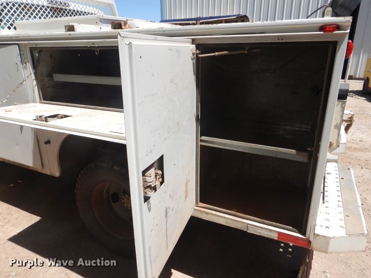 image for item HC9018 2008 Ford F350 Super Duty  utility bed pickup truck