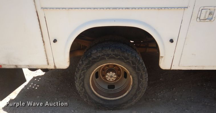 image for item HC9018 2008 Ford F350 Super Duty  utility bed pickup truck