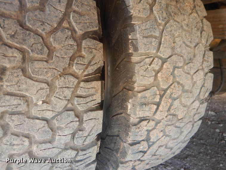 image for item HC9018 2008 Ford F350 Super Duty  utility bed pickup truck