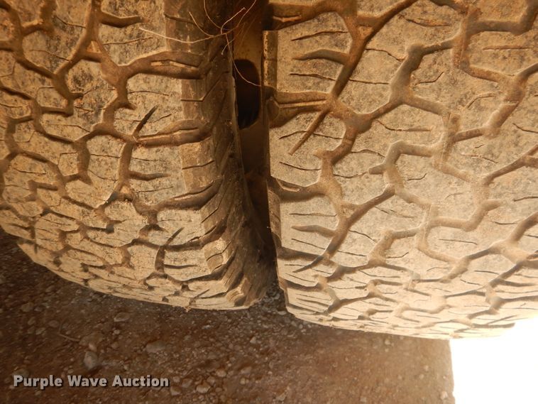 image for item HC9018 2008 Ford F350 Super Duty  utility bed pickup truck