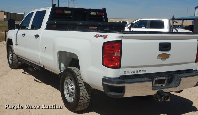 image for item HC9019 2017 Chevrolet Silverado 2500HD  Crew Cab pickup truck