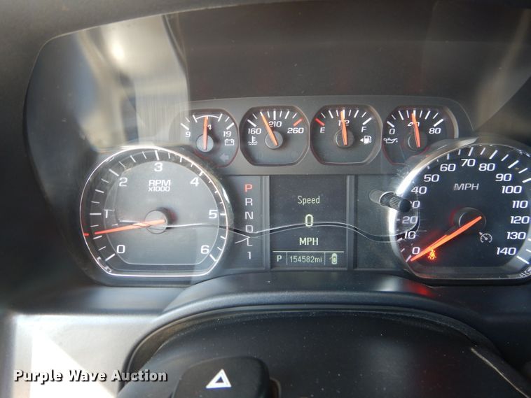 image for item HC9019 2017 Chevrolet Silverado 2500HD  Crew Cab pickup truck