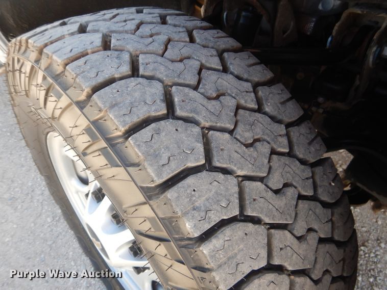 image for item HC9019 2017 Chevrolet Silverado 2500HD  Crew Cab pickup truck