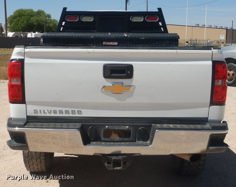 image for item HC9020 2017 Chevrolet Silverado 2500HD  Crew Cab pickup truck