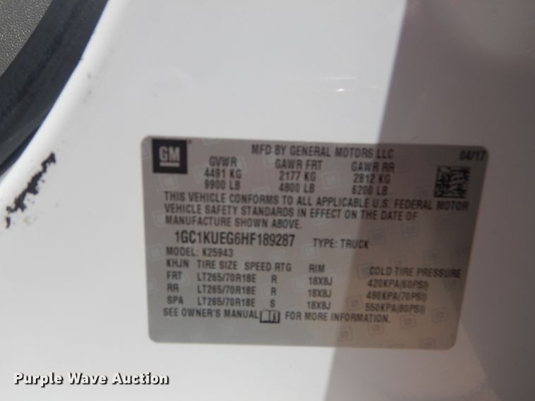 image for item HC9020 2017 Chevrolet Silverado 2500HD  Crew Cab pickup truck