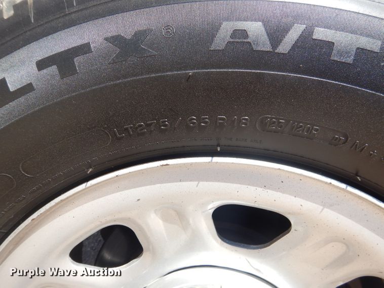 image for item HC9021 2017 Chevrolet Silverado 3500HD  Crew Cab pickup truck