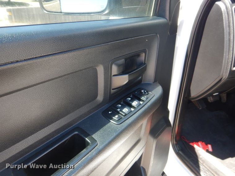 image for item HC9022 2014 Dodge Ram 2500HD  Crew Cab pickup truck