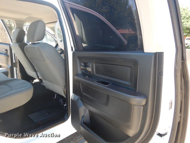 image for item HC9022 2014 Dodge Ram 2500HD  Crew Cab pickup truck