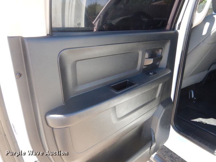 image for item HC9022 2014 Dodge Ram 2500HD  Crew Cab pickup truck