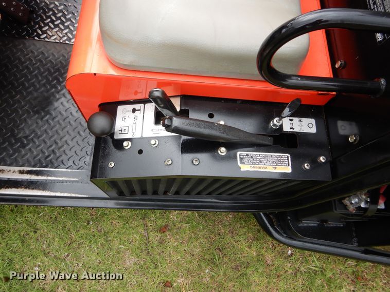 image for item HS9501 2006 Cushman Turf Truckster utility vehicle