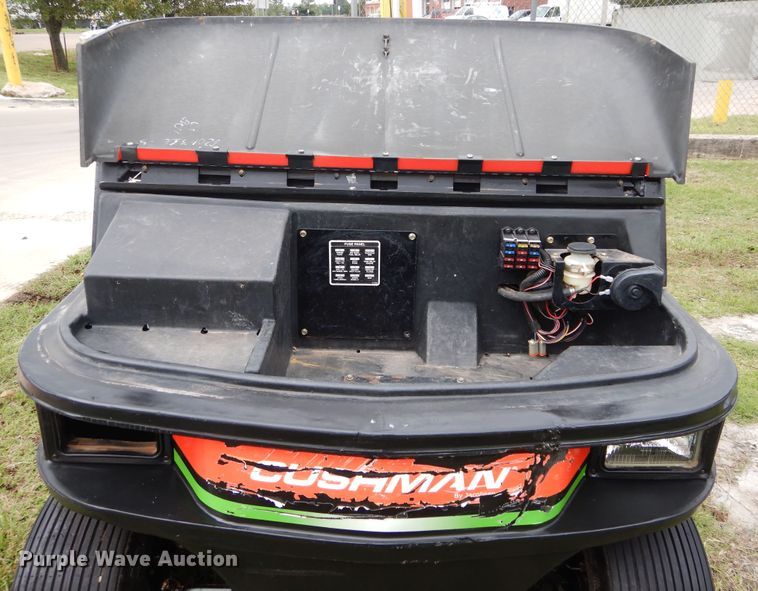 image for item HS9501 2006 Cushman Turf Truckster utility vehicle