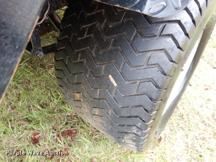 image for item HS9501 2006 Cushman Turf Truckster utility vehicle