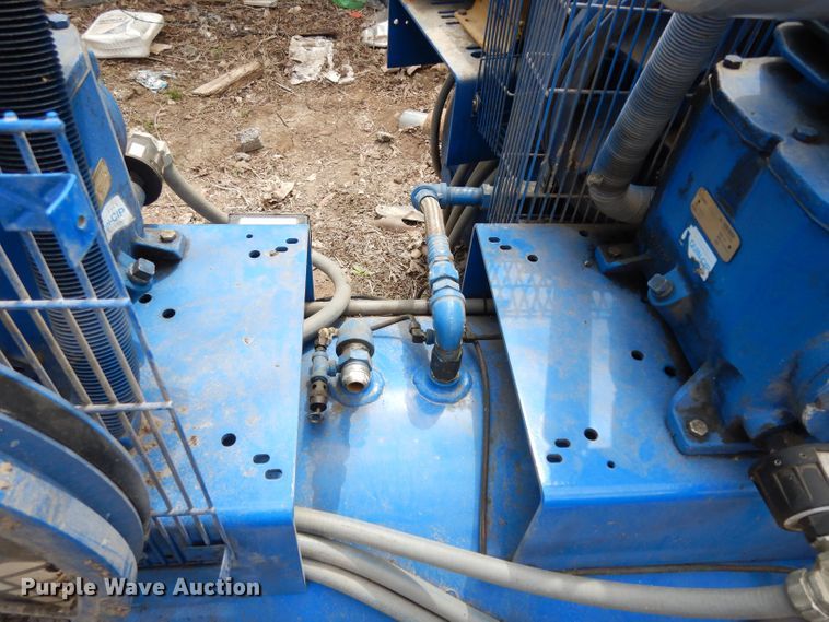 image for item HT9039 2015 Quincy QT5 air compressor