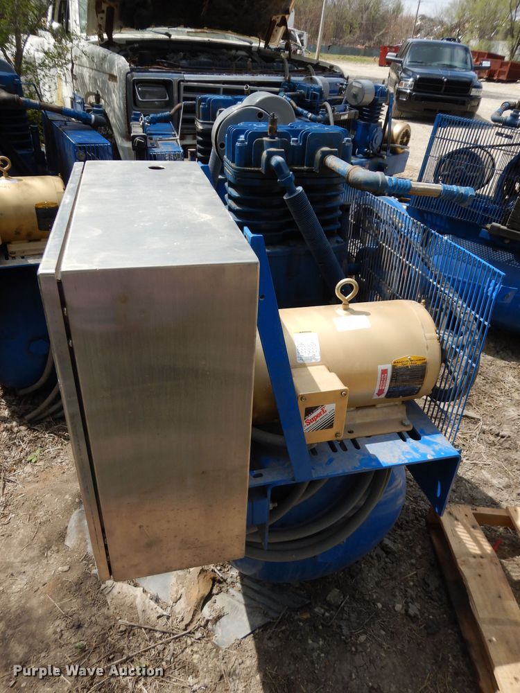 image for item HT9039 2015 Quincy QT5 air compressor