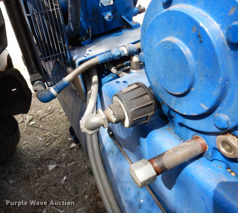 image for item HT9040 2015 Quincy QT5 air compressor