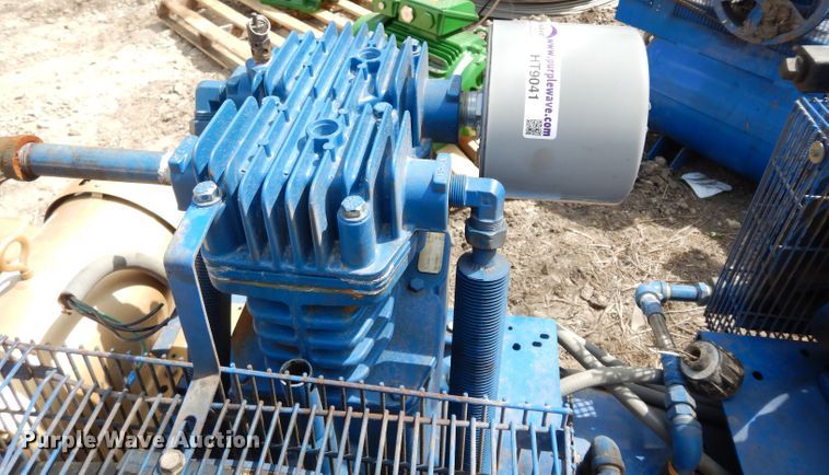 image for item HT9041 2015 Quincy QT5 air compressor