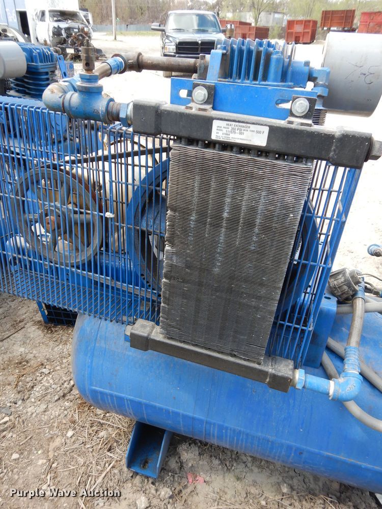 image for item HT9041 2015 Quincy QT5 air compressor