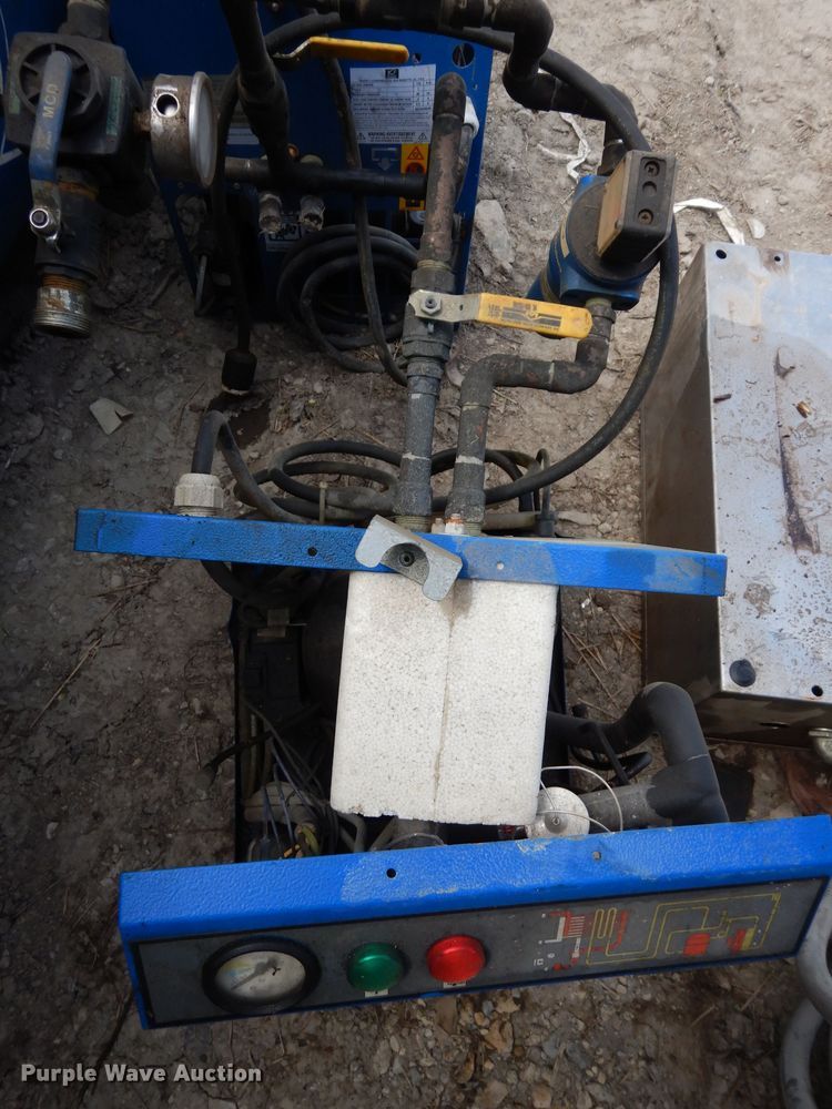 image for item HT9041 2015 Quincy QT5 air compressor