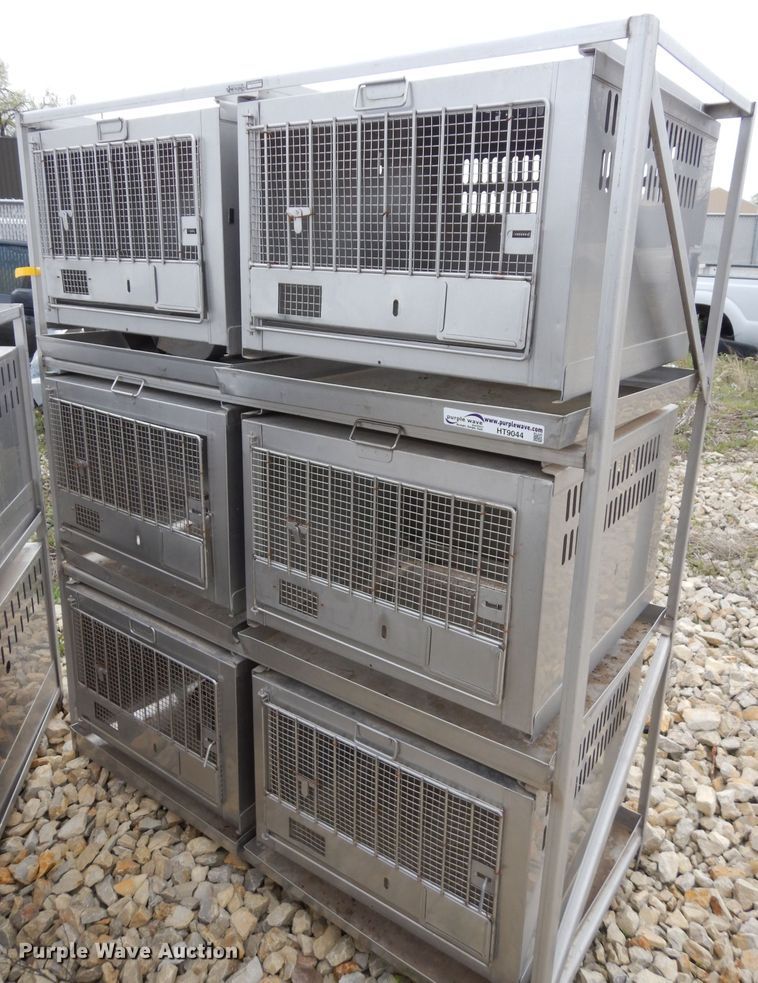 image for item HT9044 Wahmann stainless steel vet animal cage unit