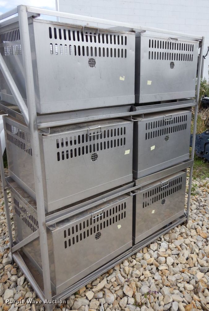 image for item HT9044 Wahmann stainless steel vet animal cage unit