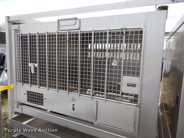 image for item HT9044 Wahmann stainless steel vet animal cage unit
