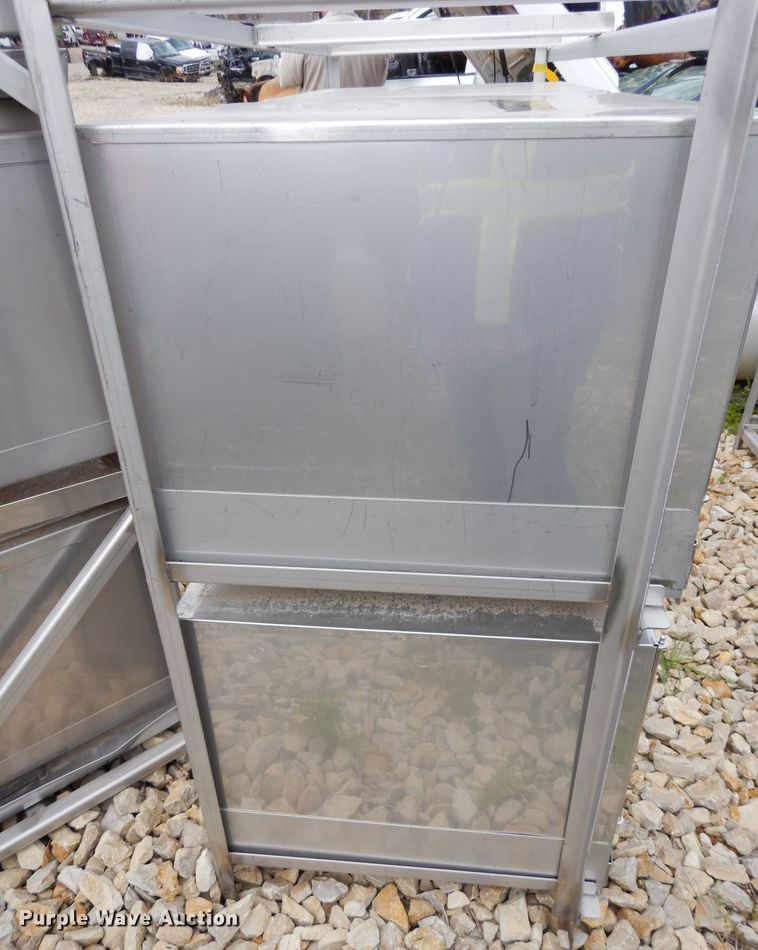 image for item HT9046 Wahmann stainless steel vet animal unit