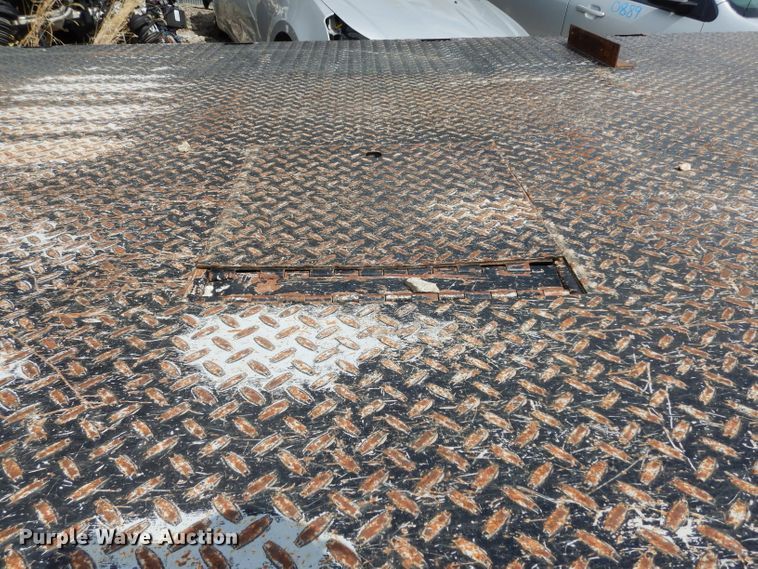 image for item HT9047 Knapheide flatbed