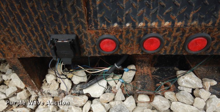 image for item HT9049 MFG flatbed