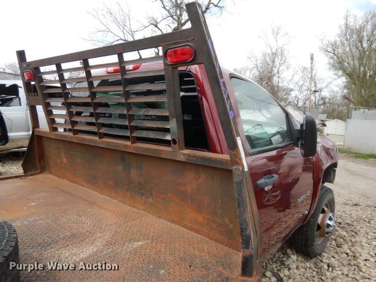 image for item HT9049 MFG flatbed