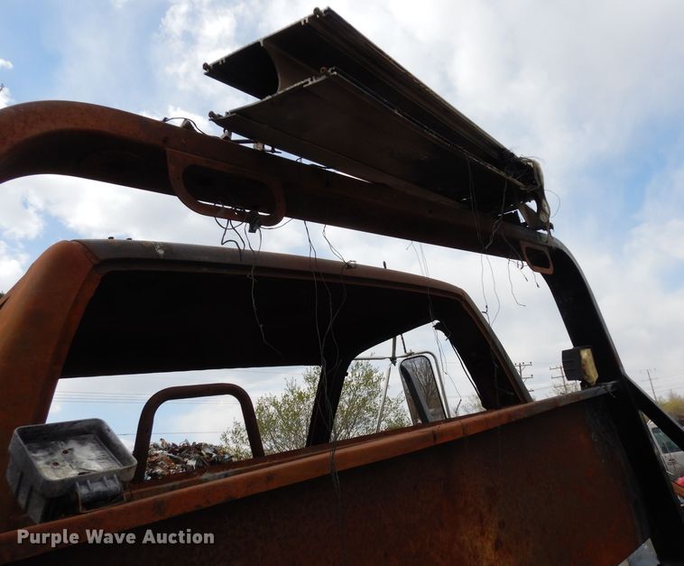 image for item HT9051 Champion aluminum rollback bed