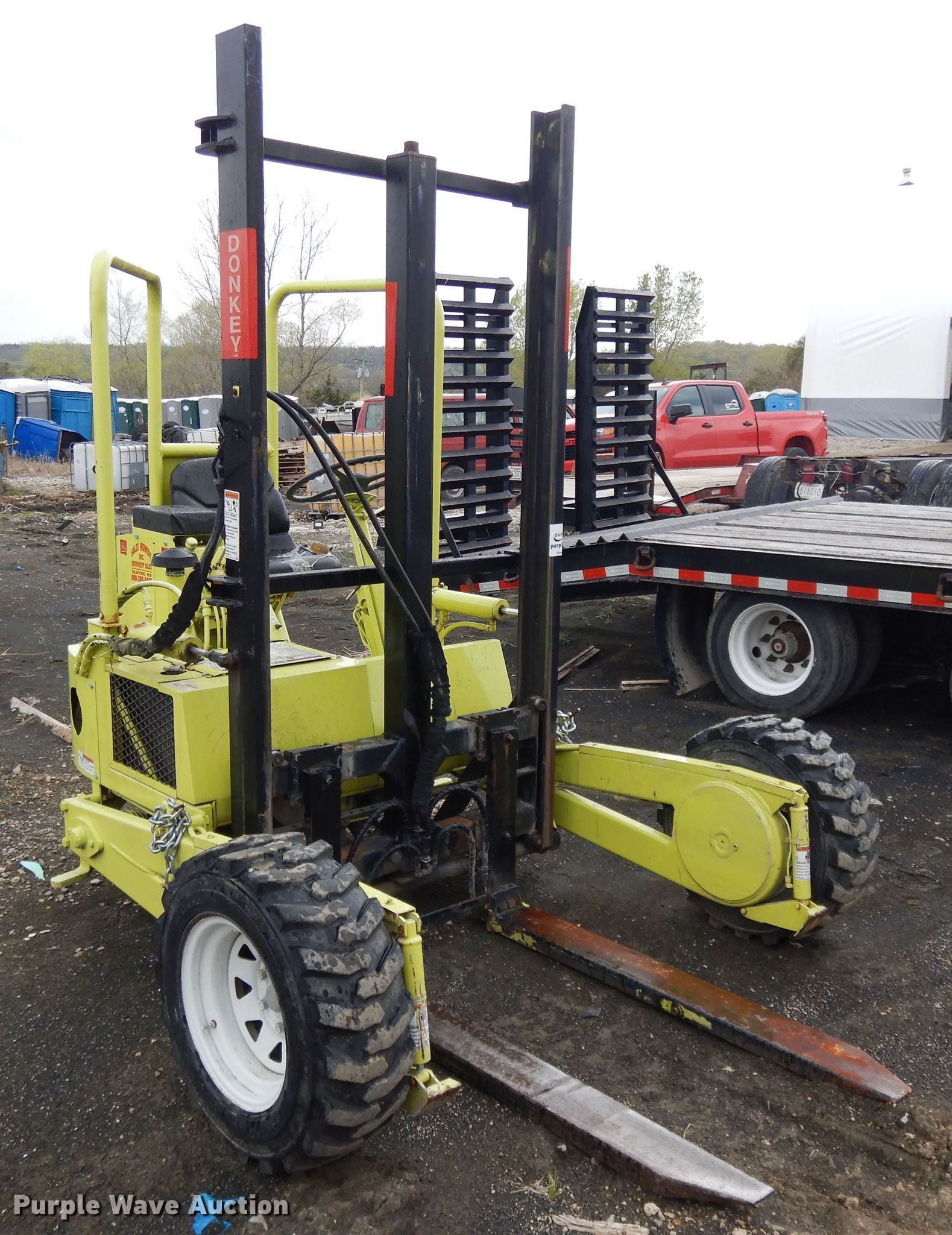 Donkey D12 forklift in Paola, KS Item DE5619 sold Purple Wave