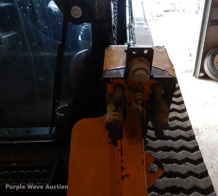 image for item DA8362 2011 Caterpillar 279C  tracked skid steer loader