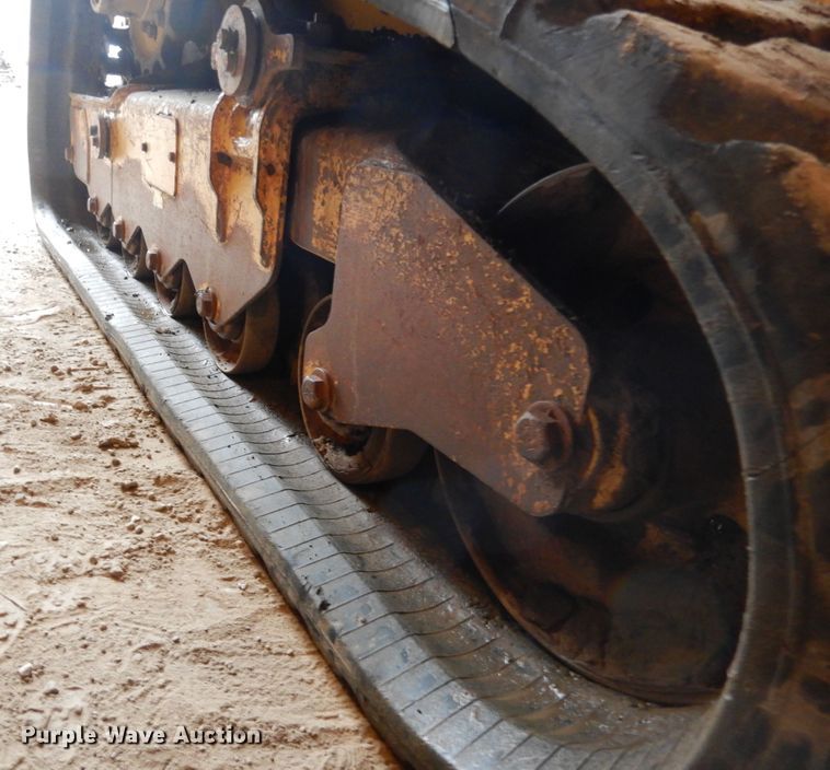 image for item DA8362 2011 Caterpillar 279C  tracked skid steer loader