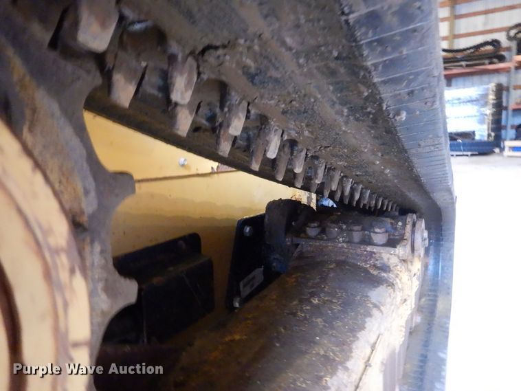 image for item DA8362 2011 Caterpillar 279C  tracked skid steer loader