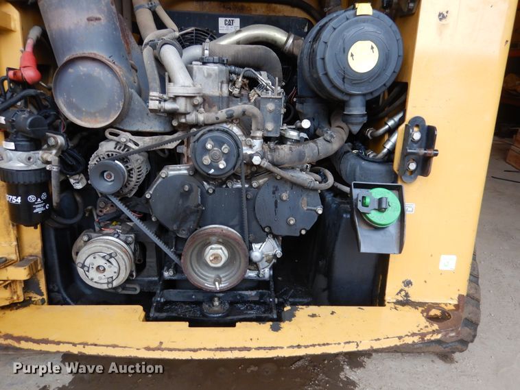 image for item DA8362 2011 Caterpillar 279C  tracked skid steer loader