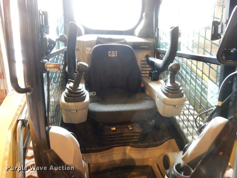 image for item DA8362 2011 Caterpillar 279C  tracked skid steer loader