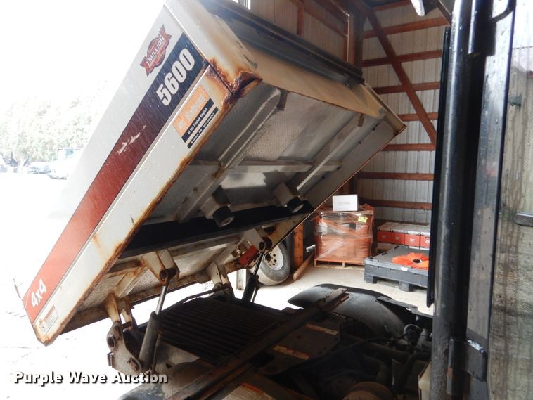 image for item DA8363 2015 Bobcat Toolcat 5600 utility vehicle