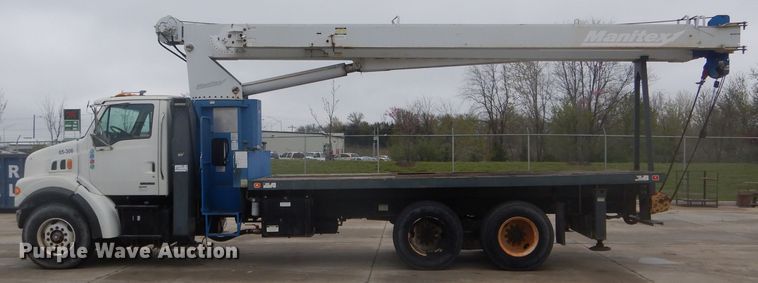 image for item DF3078 2004 Sterling LT7500 crane truck